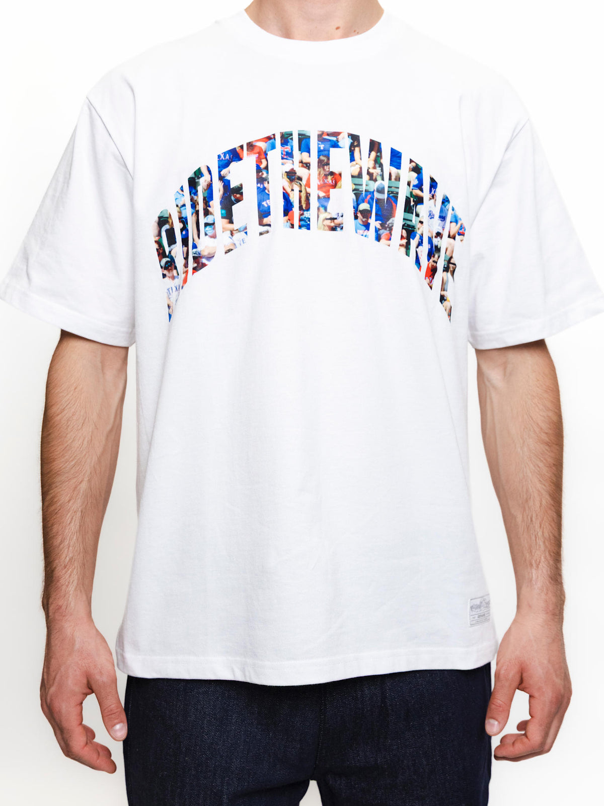 RIDETHEWAVE Crowd Logo T-shirt